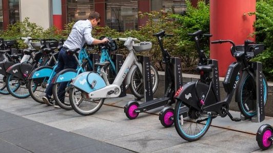 MarkSussman_'s tweet photo. I think Lyft + Divvy just won micromobility https://t.co/l4JcqCxDkD