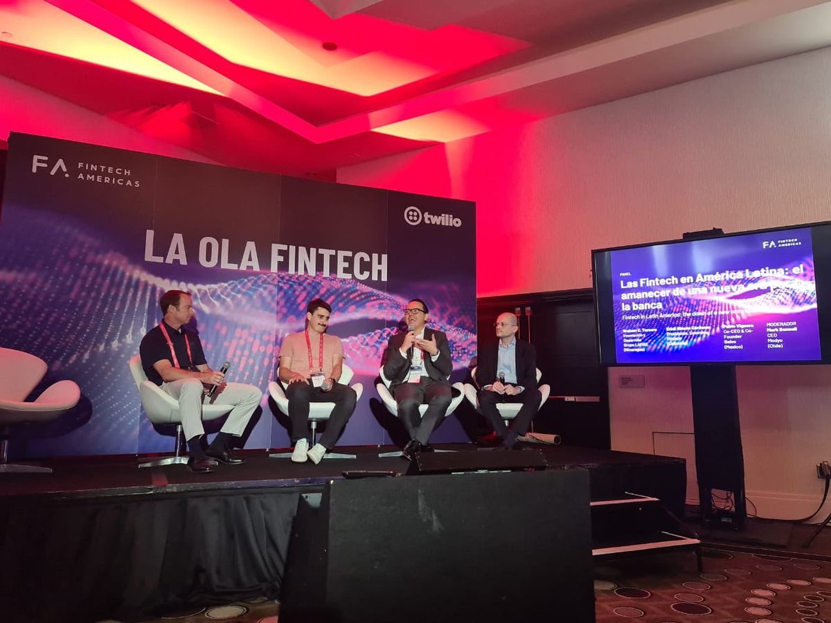 colombiafintech's tweet photo. Ayer en @fintechamericas🔥Nuestro Presidente @ErickRinconCard en el panel “Las #Fintech en América Latina: El amanecer de una nueva era para la #banca”🚀Junto a uno de nuestros #CFMembers @joinbelvo💃🏻 ¡Gracias por tremenda invitación! #FintechAmericasMiami2022 https://t.co/Lpy58dMk50