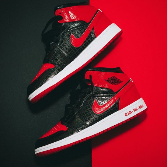 sneakerhuddle's tweet photo. STRAIGHT TO CART ⬇️
GS Air Jordan 1 Mid 'Bred' 

Jimmy Jazz
https://t.co/dLBb0niBv3

Foot Locker
https://t.co/hAqqUbu039

#AD https://t.co/dnTAWqh1nW