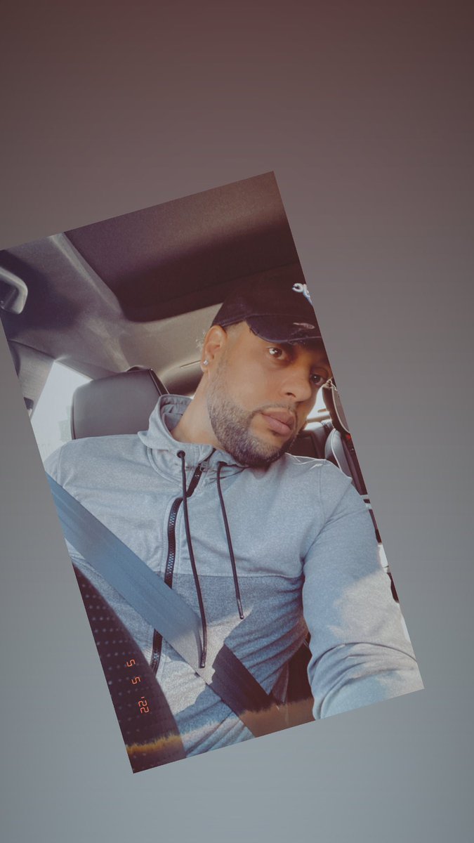 Thatguy___D tweet picture