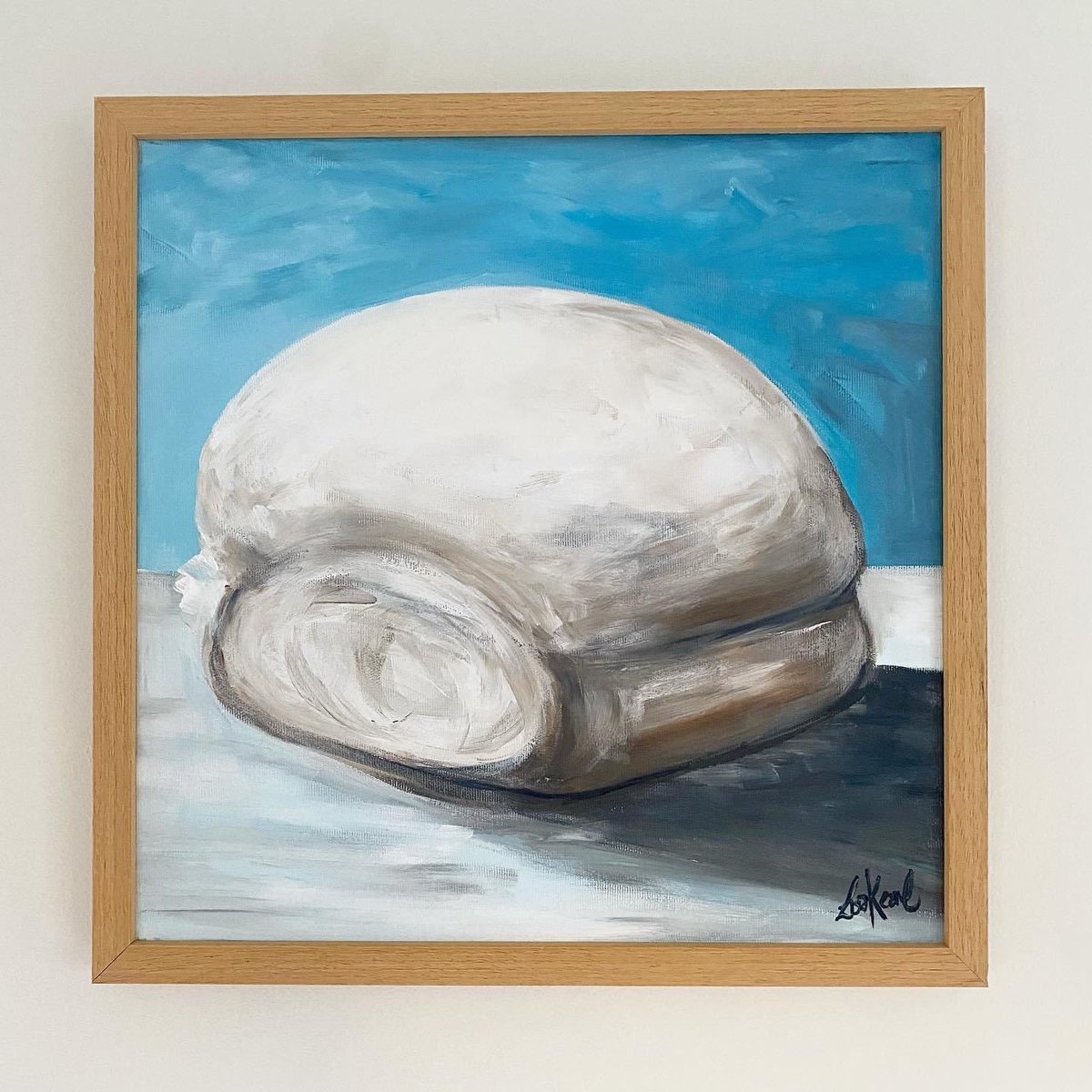 Picture Perfect 🎨

We love this painting of the iconic Blaa from @lisakeaneart, which is on display in the new An Geata Arundel in Waterford city #WaterfordBlaa