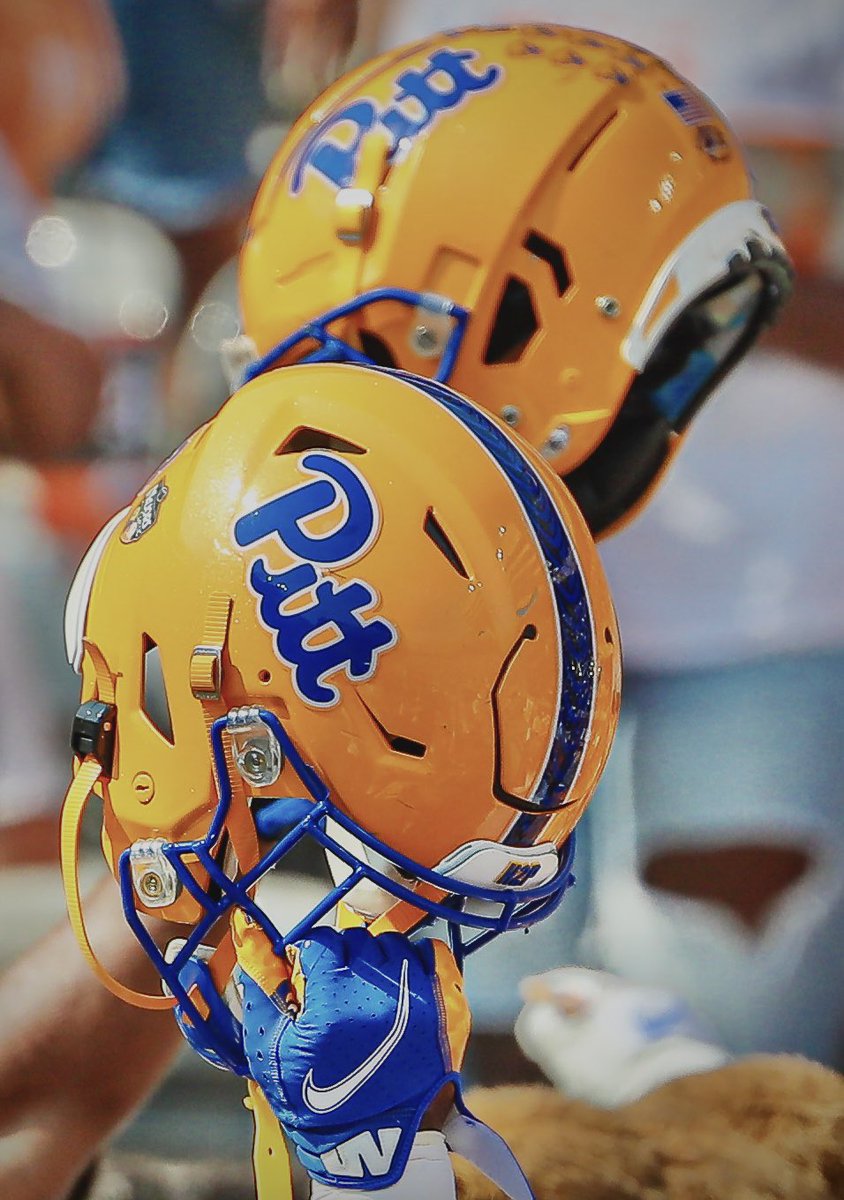 NicholsT24's tweet photo. Blessed to Have been Offered to Pitt Thanks @BatesBacker #H2P
@CoachKRJones @CoachBerry3211 
@CincyNicole https://t.co/Ajlpo3YfW4