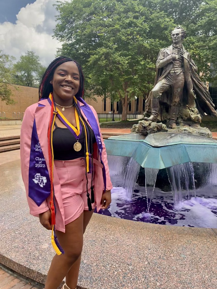 niasimonem's tweet photo. Officially a Lumberjack Alumni. 💜💜 https://t.co/X4M6oO5chy