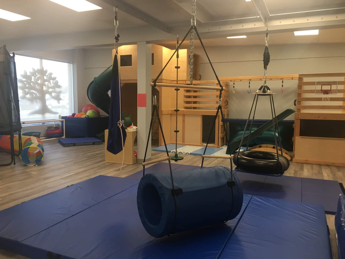 CityofDanbury's tweet photo. Business Wednesday! 

@KidSenseTherapy is celebrating their one year anniversary in Danbury at 29 Federal Road. This group of caring and motivated therapists and staff have been helping KIDS make SENSE of their world for over 10 years.  

Learn more at https://t.co/ruadnKUNMR. https://t.co/aQsJ1tbrjr