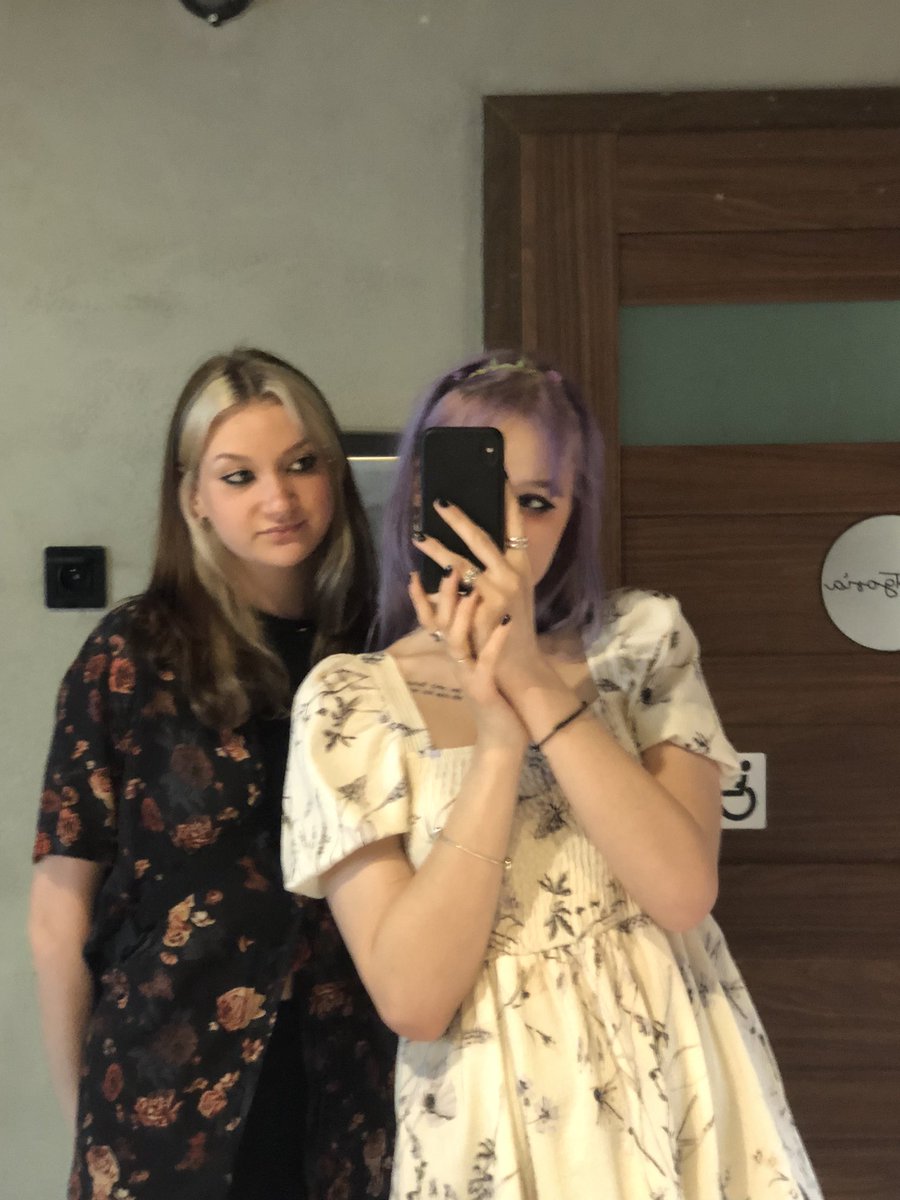 comfortcrowwd's tweet photo. on our way #conangraywarsaw https://t.co/iF1mb9lsSL