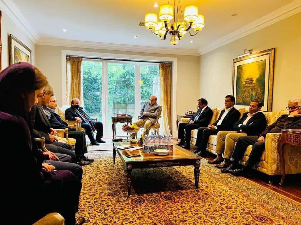 اتنے مرجھائے مرجھائے کیوں؟؟ #امپورٹڈ_حکومت__نامنظور