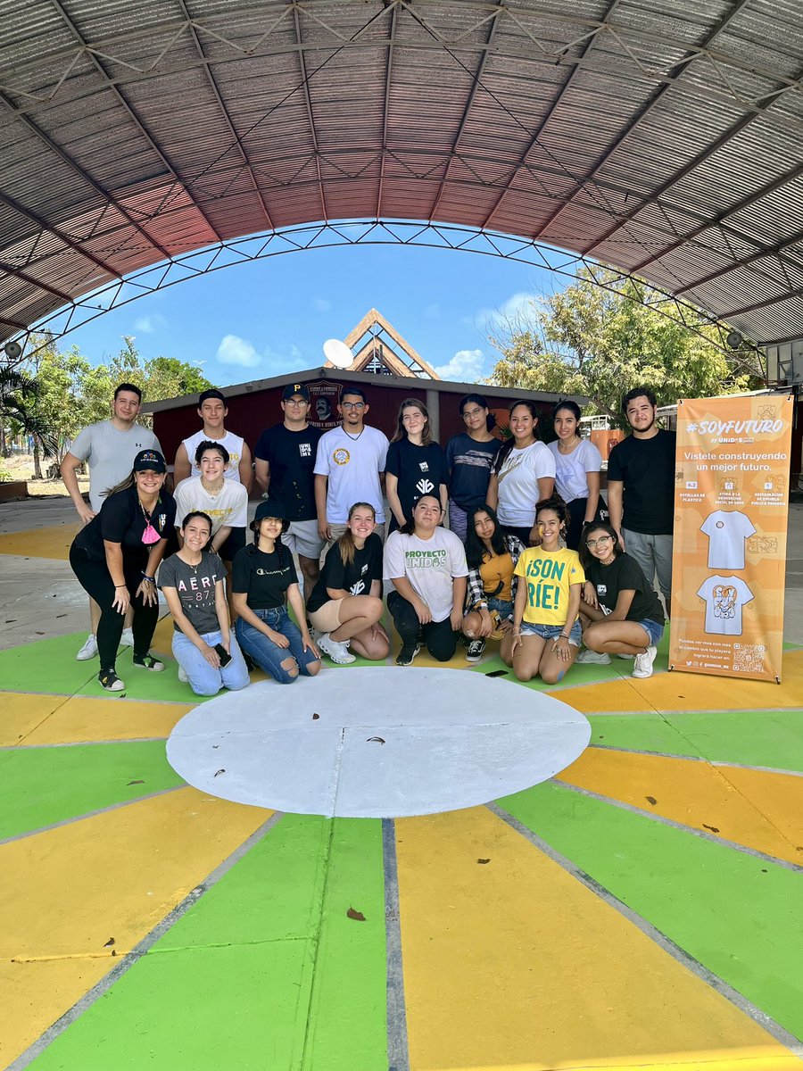 $EG continues to support @Unidos_MX at renovating schools in Mexico 🇲🇽 

During last weekend, the volunteers renovated the first primary school built in Cancun. 
350 students attend the school and they now have an updated sport court and playground 🏫🤸‍♀️
#Crypto #Mexico #EGImpact