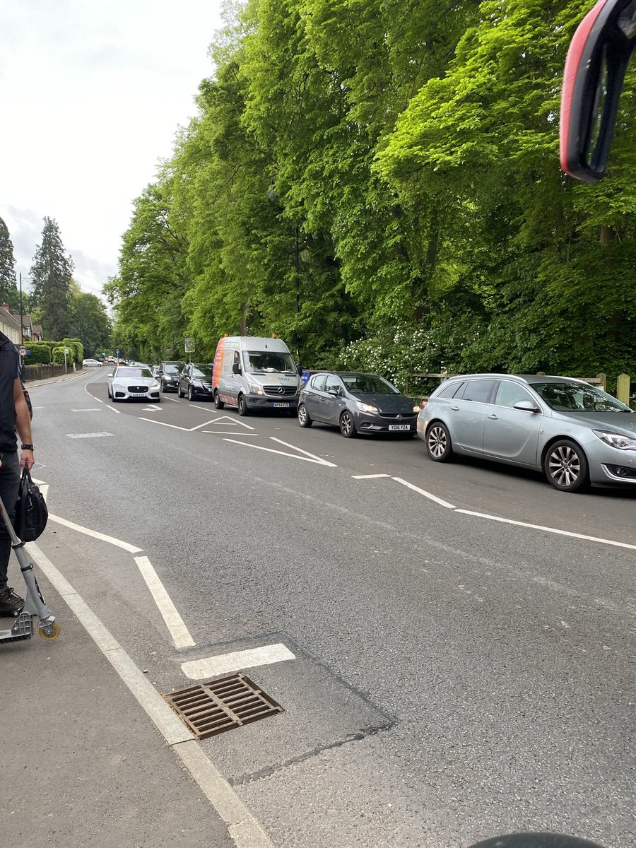 The lights are green,but no movement - the usual Cockshot Hill traffic at 8:28am. Imagine 400 more cars trying to get back into town from the new Priory site. #reigate will be at a standstill! <a href="/surreycouncil/">Surrey County Council Customer Services</a> <a href="/LoveReigate/">LoveReigate</a> <a href="/surreylive/">SURREY LIVE NEWS</a> @hpp_group <a href="/SosPriory/">SOS Reigate Priory</a> <a href="/SurreyNews/">Surrey County Council News</a> <a href="/CrispinBlunt/">Crispin Blunt</a>