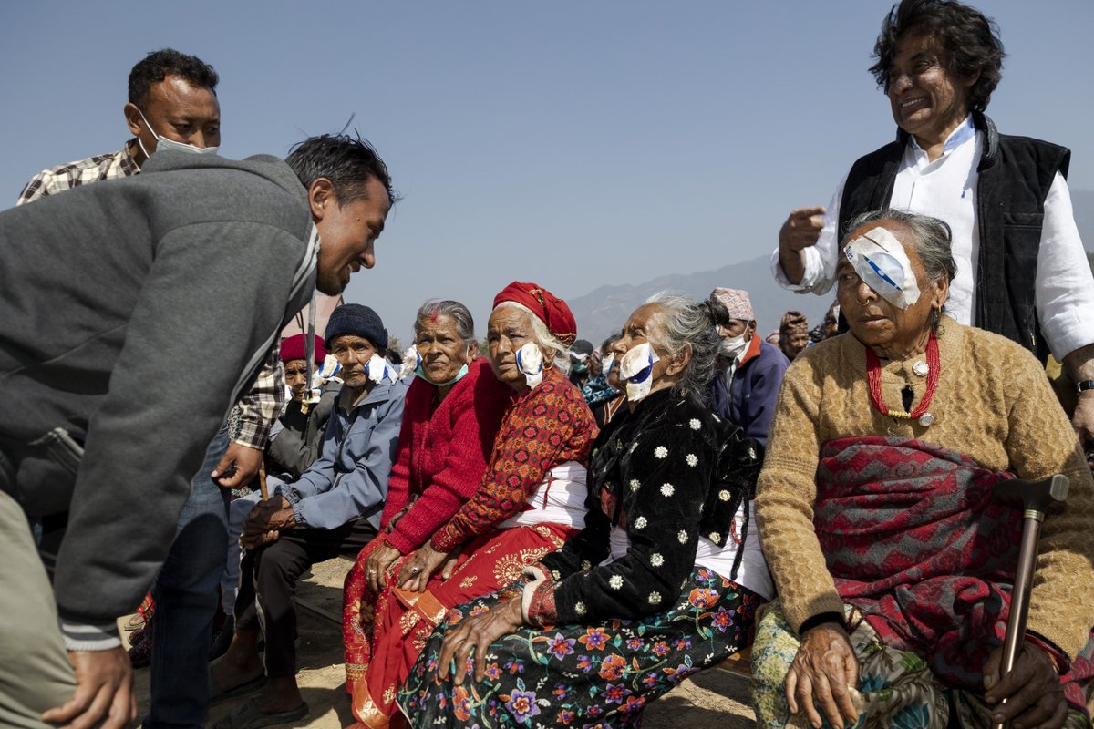 mrtejkohli's tweet photo. The next day after Dr Ruit performed surgery on #Maichang Tamang her patches were removed jointly by Dr Ruit and Mr Kohli. Dr Ruit asked Maichang to recognize her son and happiness knew no bounds when she duly pointed at Gyan. #SeeingAgain #2030insight #TejKohliRuit #TejTalks https://t.co/aal3EzarcO