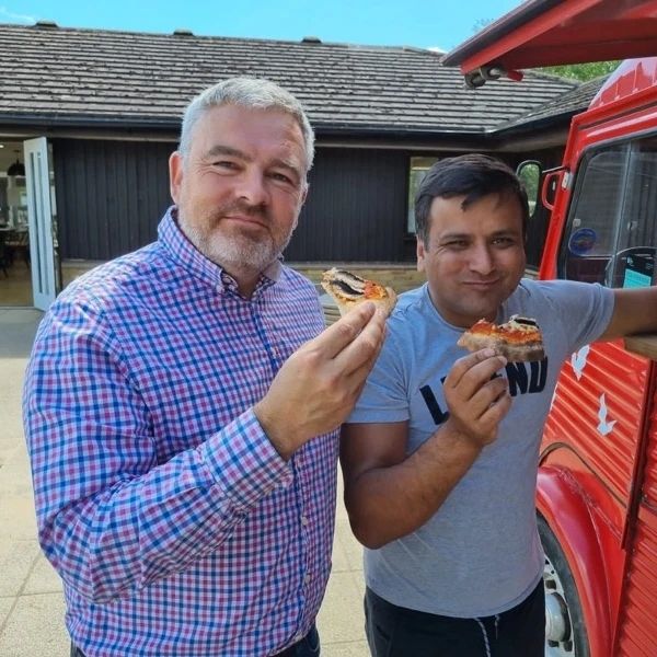 It's very exciting to see the pizza van in action today at @NeneParkPboro, Peterborough! The creative team had a lot of fun creating eye-catching vinyls for this beautiful Citroën H Van! 👏🚒
#vinylgraphics #ruralbusiness #diversification #mealsonwheels