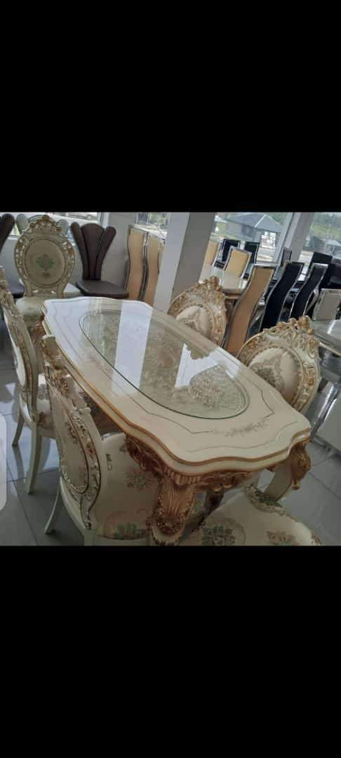 FunituresJ's tweet image. 