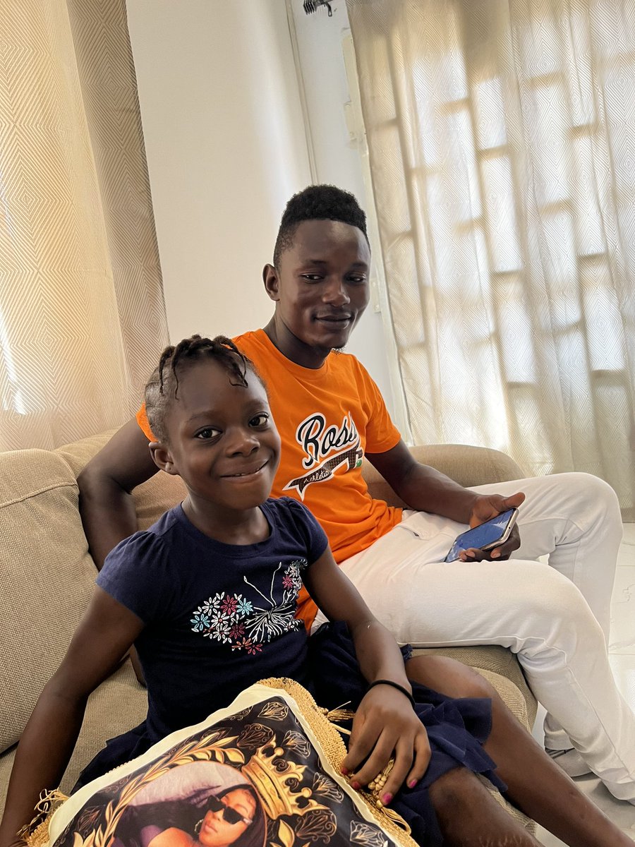 HealingLiberia's tweet photo. Four months after her first surgery, Marthaline has fully healed and is back in Nimba with her friends and family. Thank you Dr. James Appel for the amazing work as always and thanks to Marthaline’s dad J Melvin Larquoi Sr. for the care and dedication. https://t.co/Aj9LHxvQ72