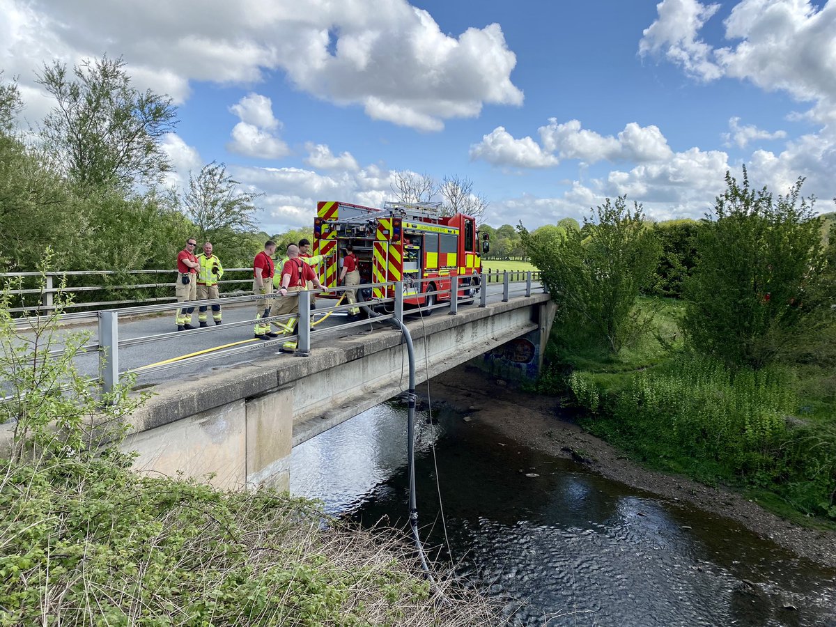 LancashireFRS's tweet photo. Firefighters from Blackburn were busy at the weekend undertaking a pumping drill 👩🚒 🚒
Our crews train hard to make sure they're always ready for the next real-world emergency.
#PumpingDrill #Firefighting https://t.co/tDoYBmbeBw