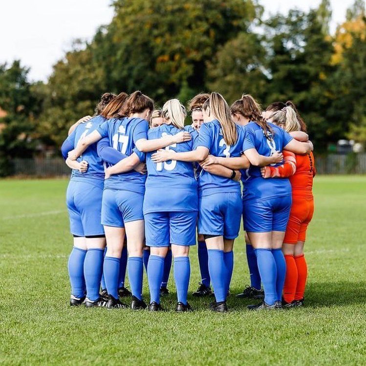 alderfcwomen's tweet photo. WORKSHOP | huge thank you to @search4stronger for last nights workshop on the importance of #Nutrition🌯🥗 #Hydration💦 &amp; #Sleep😴💤

💡Our players can find all information from last night on our shared google drive ⬇️

📁PLAYERS 
 📁NUTRITION 

#UpTheAlder | #Together https://t.co/rRooEaWCDc