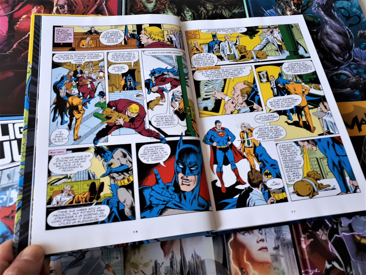 eccediciones's tweet photo. ¡#Batman llega a #DCIcons con #ElHombreMurciélago, el recopilatorio de las historias dibujadas por #JoséLuisGarcíaLópez!
Una selección de clásicos magníficamente ilustrados, con guion de escritores como #HarlanEllison, #DennisONeil o #MartinPasko.
https://t.co/x7s5tkw2fL https://t.co/UVY60g820t