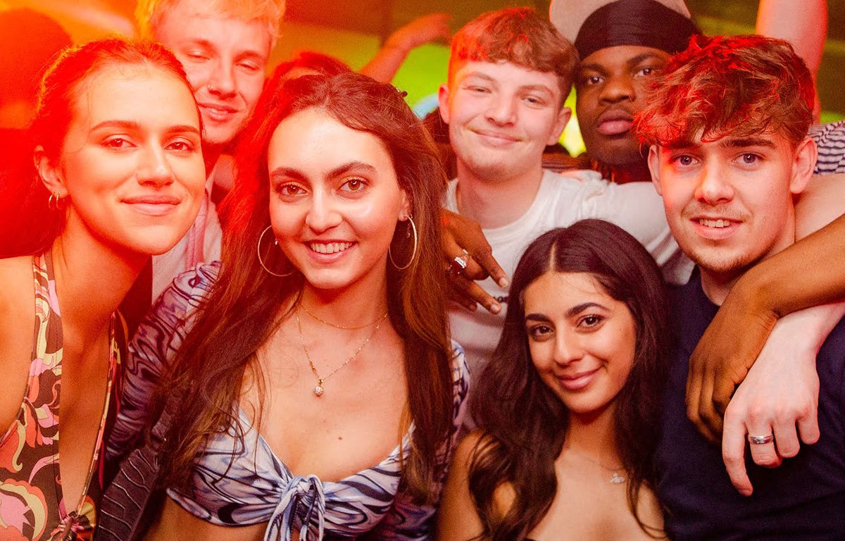 Finished your exams &amp; uni work? Let's celebrate this Thursday at Loose Change! 🙌🥳

Tickets from £1pp including a FREE drink through the link below. 🎟

codesheffield.com/tickets