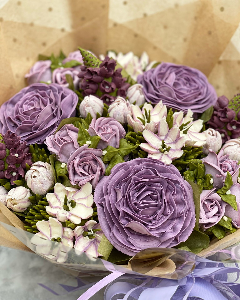 I love these colours! 
#cupcakes #cupcakebouquets #cakeart #prettypretty #SBS #QueenOf #WOW  #HandmadeHour #buttercream #tenterden #frosting #smallbusiness #wedding #sbs #SmartSocial #cupcakes 
taylormadecakecourses.co.uk