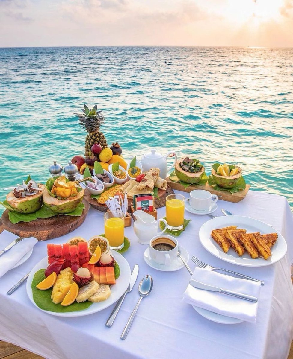 Breakfast in Maldives