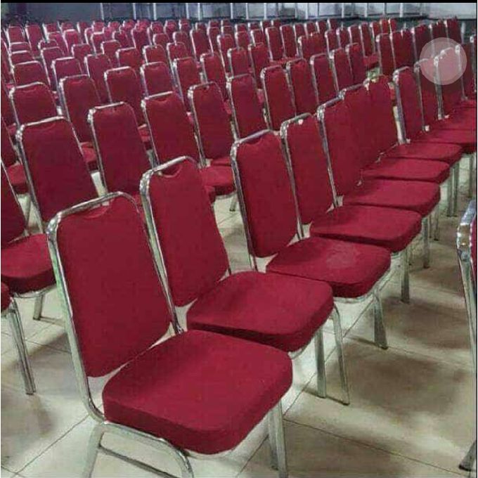 FunituresJ's tweet image. 