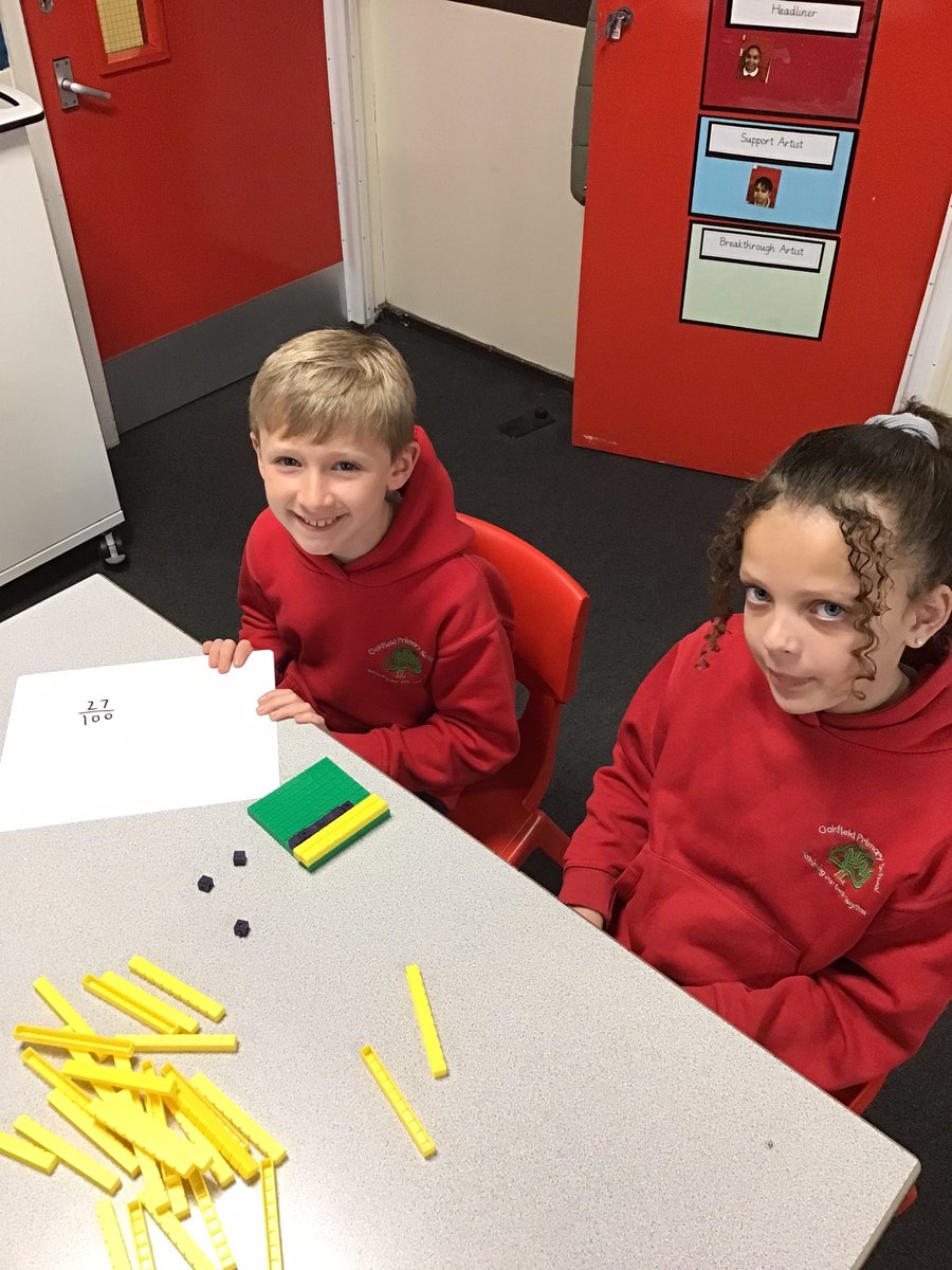 OakfieldY4's tweet photo. Using hundred squares to represent hundredths in morning #oakfieldmaths https://t.co/Ojlg8i3iuv