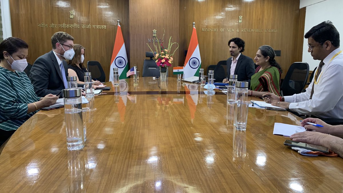 Dr. Kenneth Vincent, Director for Asian Affairs, DOE and Joint Secretary MNRE <a href="/vandanakr24x7/">Vandana Kumar</a> chaired a meeting of the India-US Hydrogen Task Force. The task force would engage industry champions from both sides to to scale up hydrogen demand and supply.