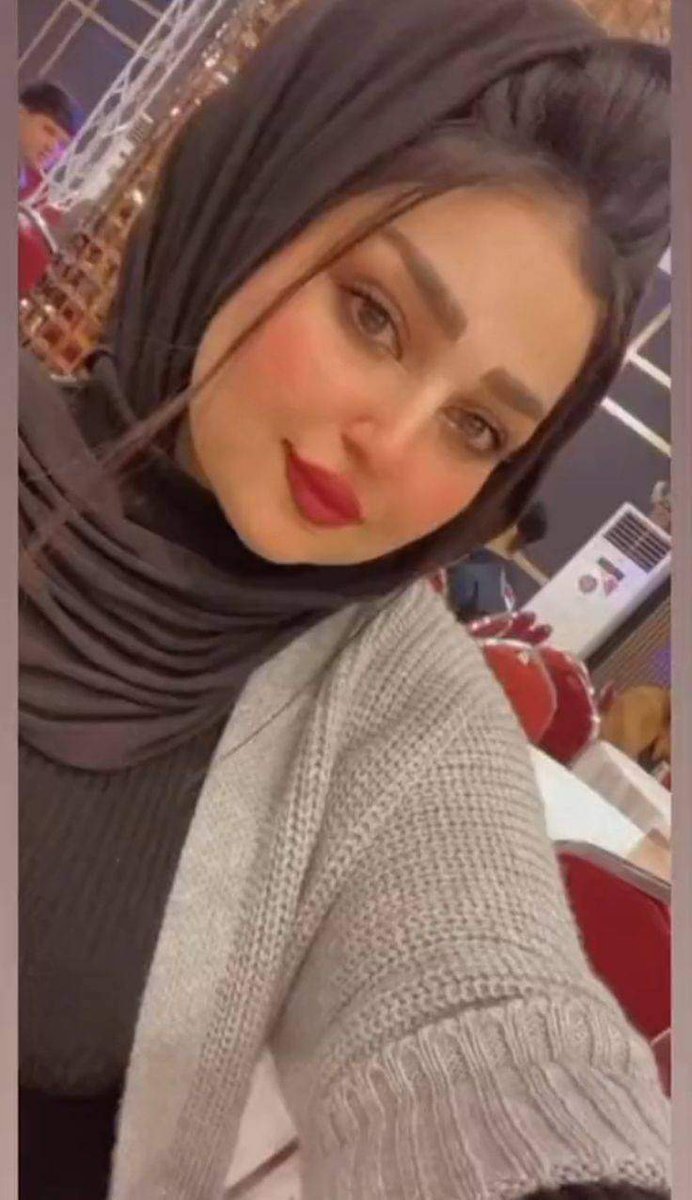 ابتعـــد...
كمــا تشـــا۽ ... فكلما ابتعدت
اقترب غيرڪ .....🌿
والأقــربــون ٲولــى بالقلــوب❤️