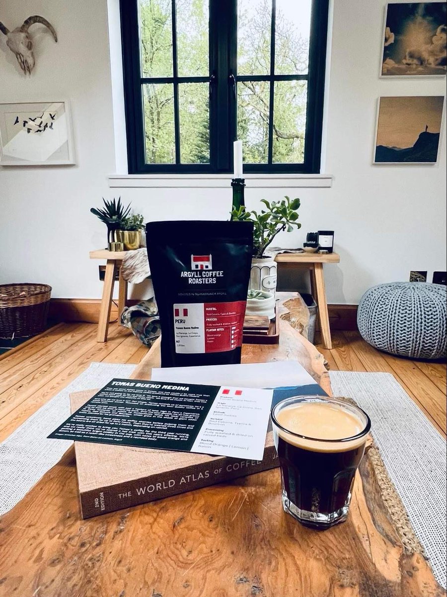 💥New coffee drop💥 Say hello to the new season Peru from Tomas Bueno Medina👋. We LOVE Tomas’s coffee. We've bought it for the last three years and this year we snaffled up the majority of this lot. Delicious notes of blood orange and lemon, as well as a raisin-like sweetness!