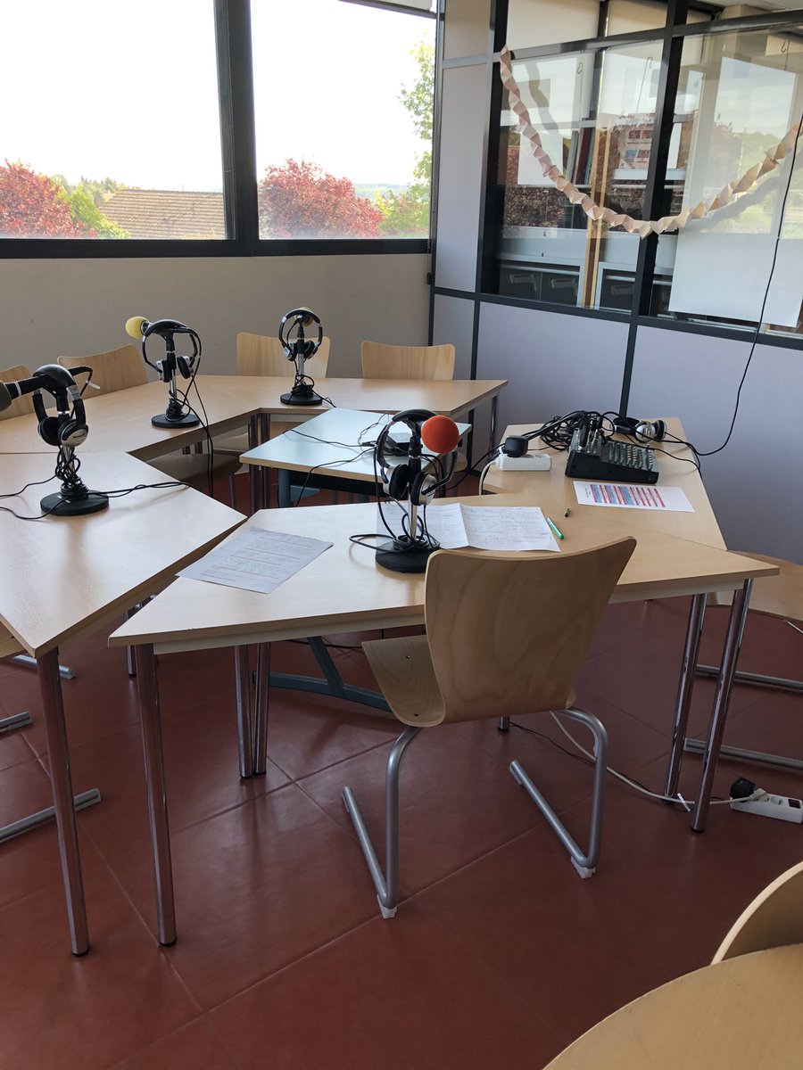 suonenjoen's tweet image. School radio workshop was a eyeopener  @PompidouPacy