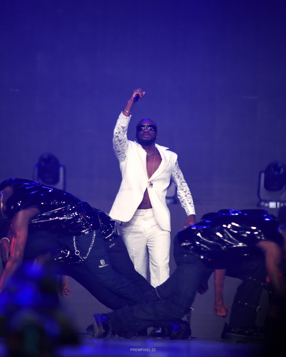 I am One of the best Performers in Africa .. Ghana’s Very Own .. Put me on any Stage and we will deliver.. Call me THE SHOWMAN 🤍#seleey  #dayana