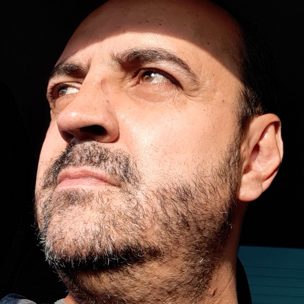 CARLOSMELLO2 tweet picture