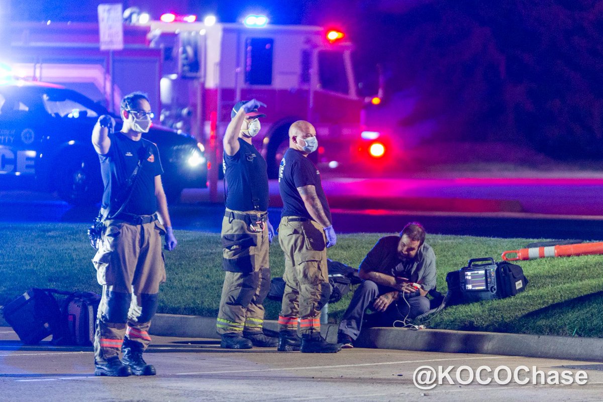 newsphotogchase's tweet photo. #BREAKING A man is hospitalized after crashing into a power pole along W Wilshire in #NorthOKC overnight. OG&amp;E is on scene making repairs to the damaged power pole. Story on @koconews. #OKCNews https://t.co/oiCGBsB7K6