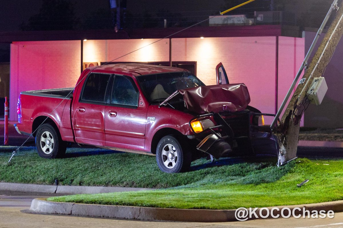 newsphotogchase's tweet photo. #BREAKING A man is hospitalized after crashing into a power pole along W Wilshire in #NorthOKC overnight. OG&amp;E is on scene making repairs to the damaged power pole. Story on @koconews. #OKCNews https://t.co/oiCGBsB7K6