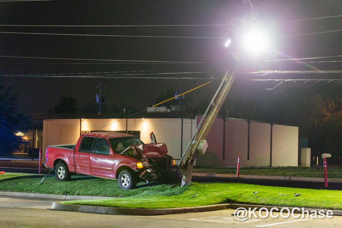 newsphotogchase's tweet photo. #BREAKING A man is hospitalized after crashing into a power pole along W Wilshire in #NorthOKC overnight. OG&amp;E is on scene making repairs to the damaged power pole. Story on @koconews. #OKCNews https://t.co/oiCGBsB7K6