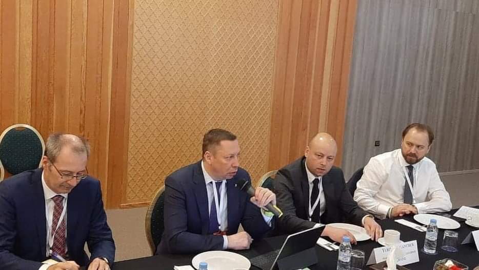 KyryloShevchen1's tweet photo. I’ve taken part in an @EBRD constituency meeting today. I briefly outlined the situation on the financial front of 🇺🇦 and steps needed to stop the aggressor. Ramping up sanctions pressure on russia is an effective response to this global threat. https://t.co/QrOLlBCSCj