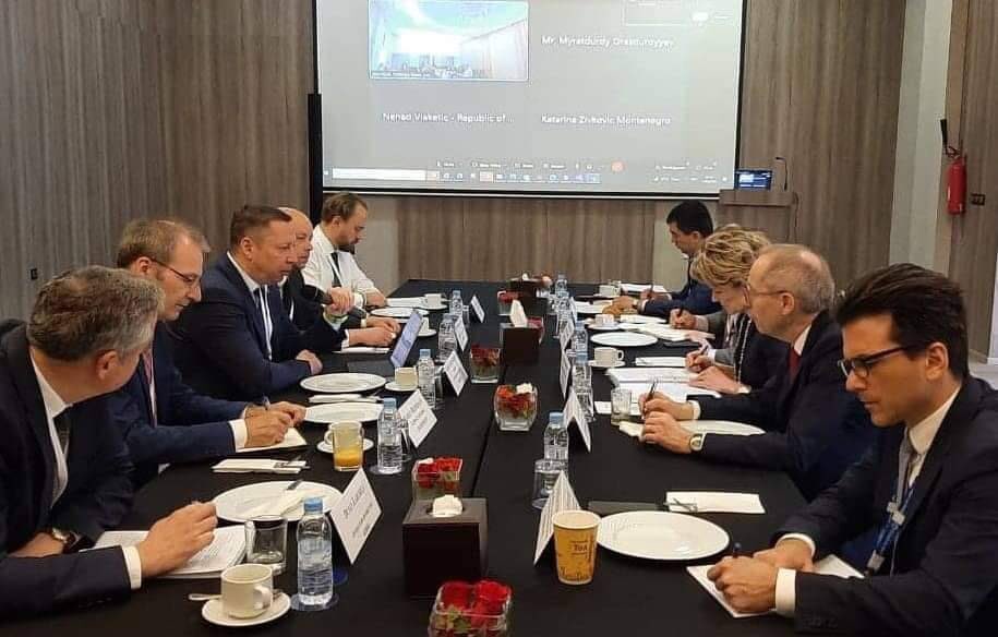 KyryloShevchen1's tweet photo. I’ve taken part in an @EBRD constituency meeting today. I briefly outlined the situation on the financial front of 🇺🇦 and steps needed to stop the aggressor. Ramping up sanctions pressure on russia is an effective response to this global threat. https://t.co/QrOLlBCSCj