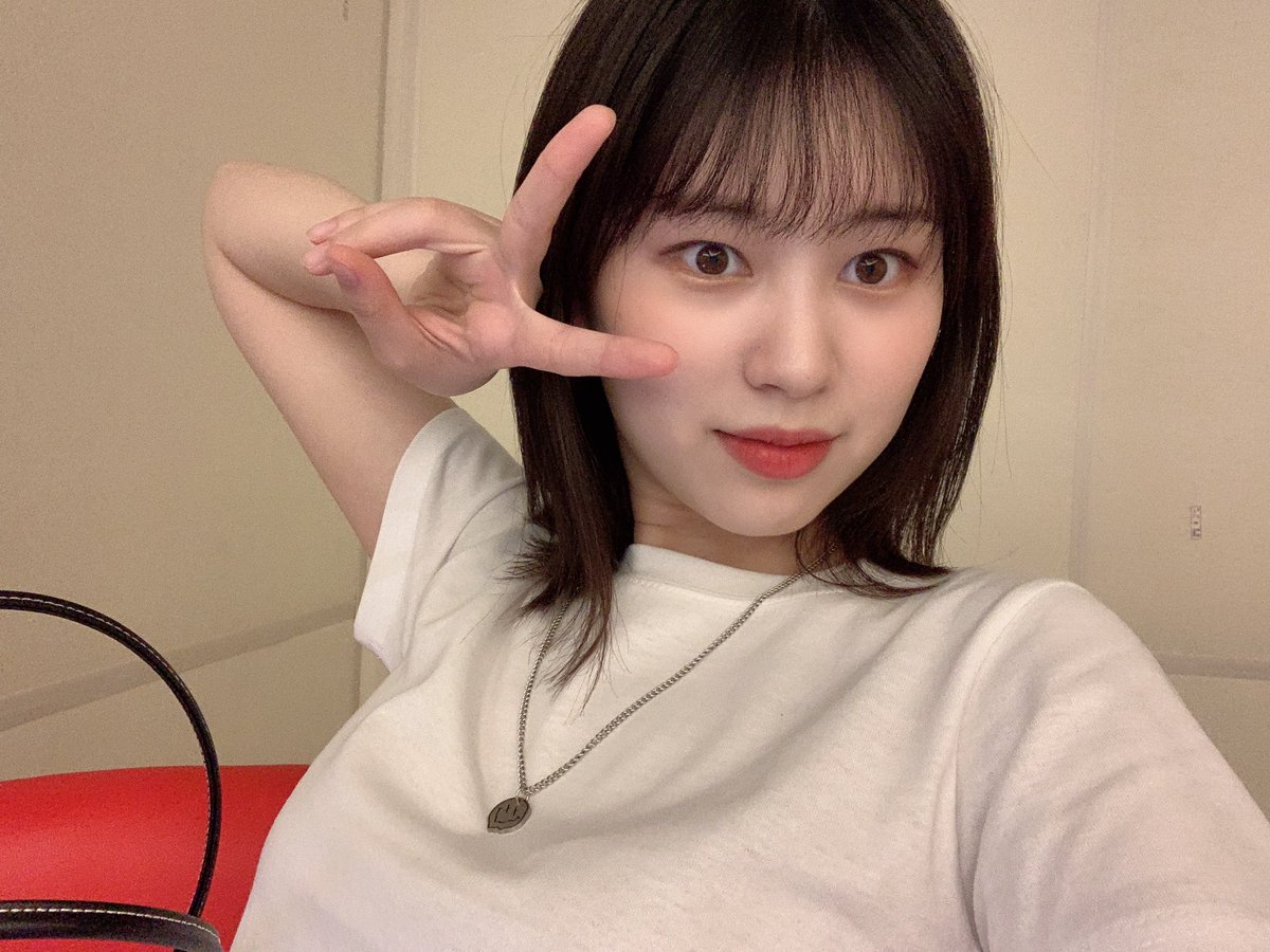 브이라이브 썸네일 투척!!
#엘리