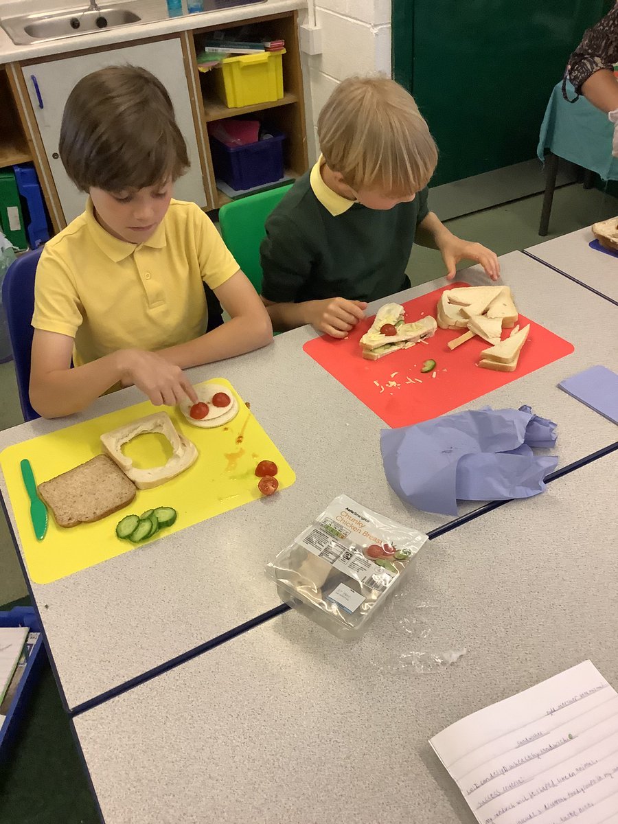 StCuthbertsPrm's tweet photo. We have been following our designs to make animal themed healthy sandwiches this morning, @Baxter10Jonny #foodtechnology #healthyeating #stdavidsclass https://t.co/VjpeDxzY5O