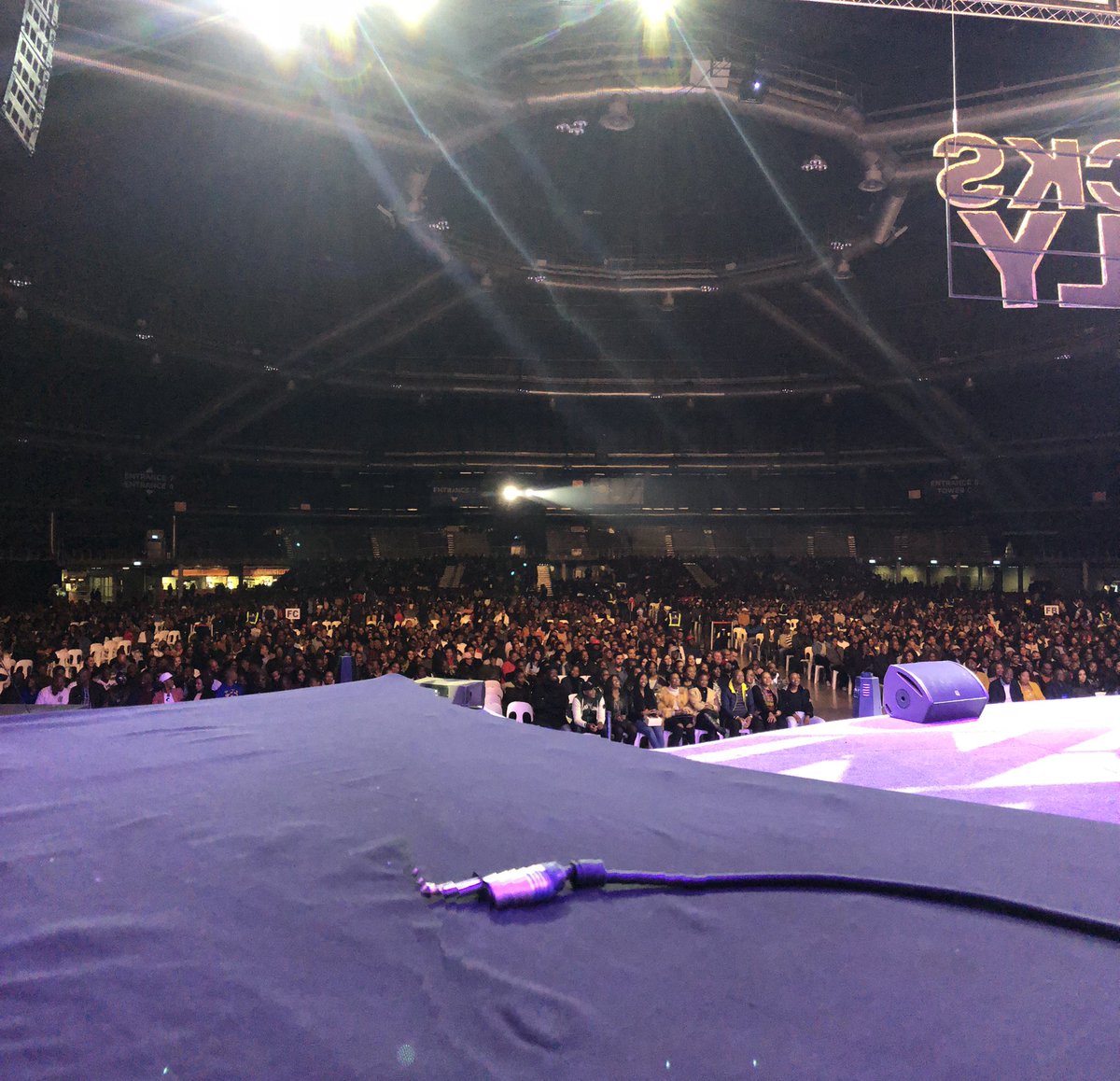 davidkau1's tweet image. Blacks Only Comedy Show has been going for 18 years. There’s still people who say; “If it was the other way around there would be an uproar.” 🤦🏾‍♂️🤨🇿🇦 I guess if you know you know shem… #BlacksOnlyComedyShow #Comedy #Comedians #Jokes #AllWelcome #FreeCountry