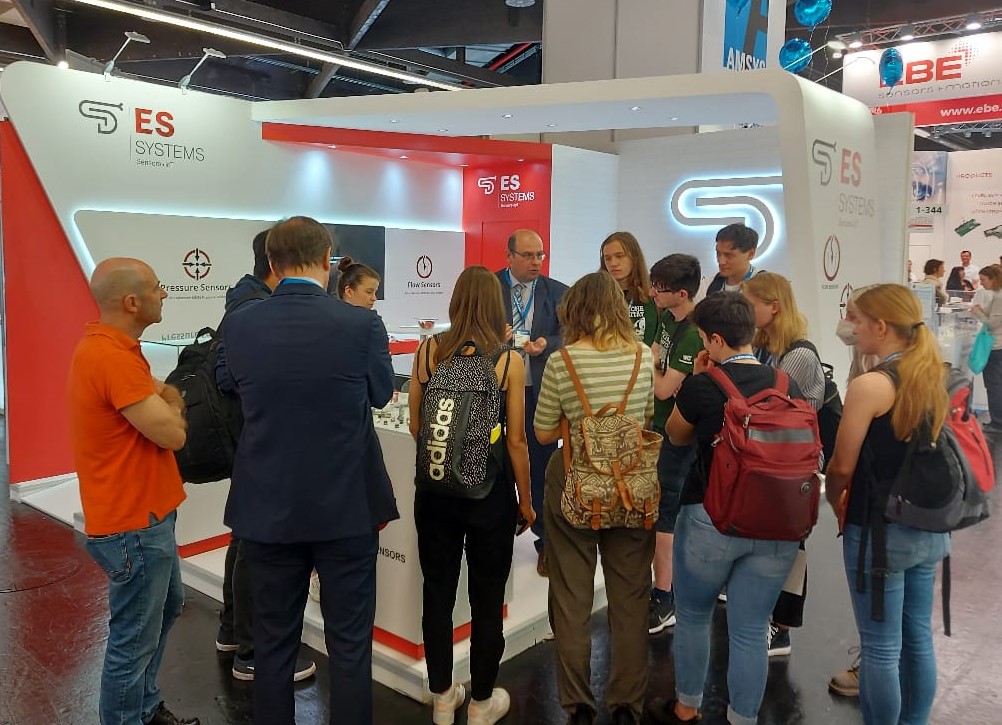 esenssys's tweet photo. Second day of @sensorplustest fair π come and visit us at Hall 1 - Stand 344 and learn how our sensors solutions can support your business.
#sensorsolutions #sensortest #ESSystems https://t.co/nAN1gdJCxD