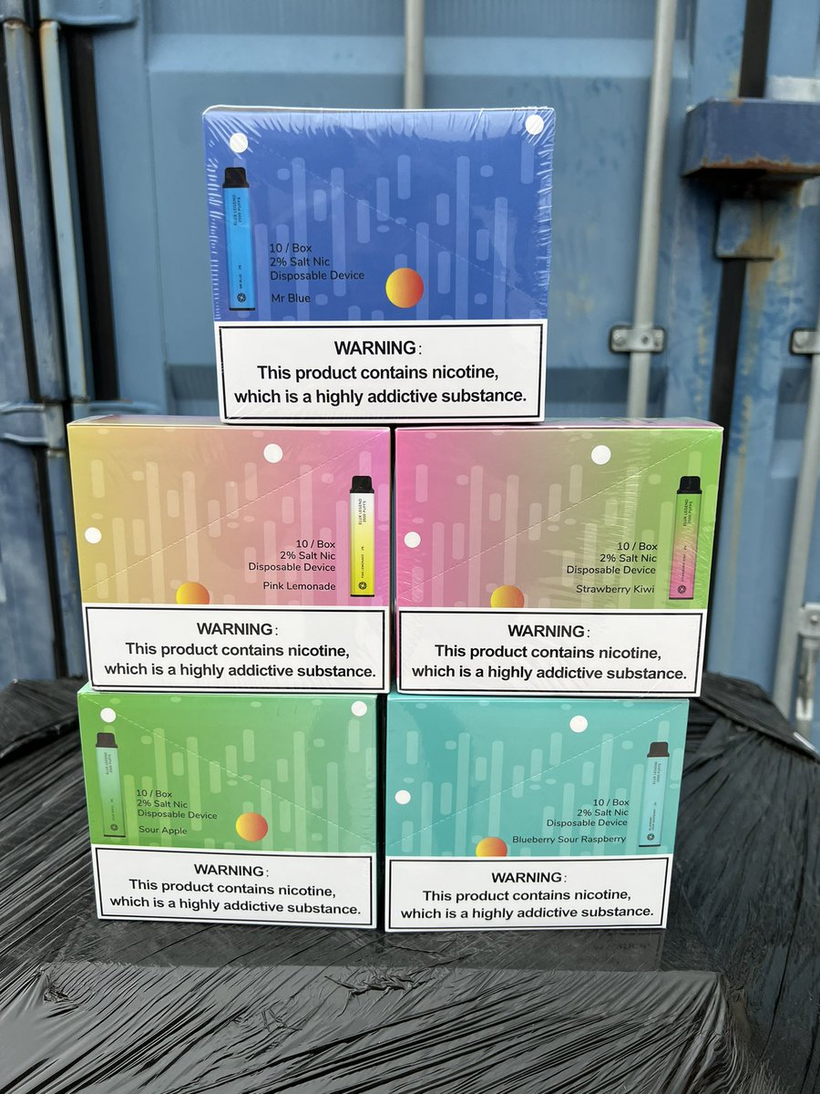 SnusManchester's tweet image. ELUX LEGEND 3500 Puffs now available to order😍 boxes also available at a cheaper price all flavours!!  📱 #elux #eluxlegend #flavours #elfbar #vapes