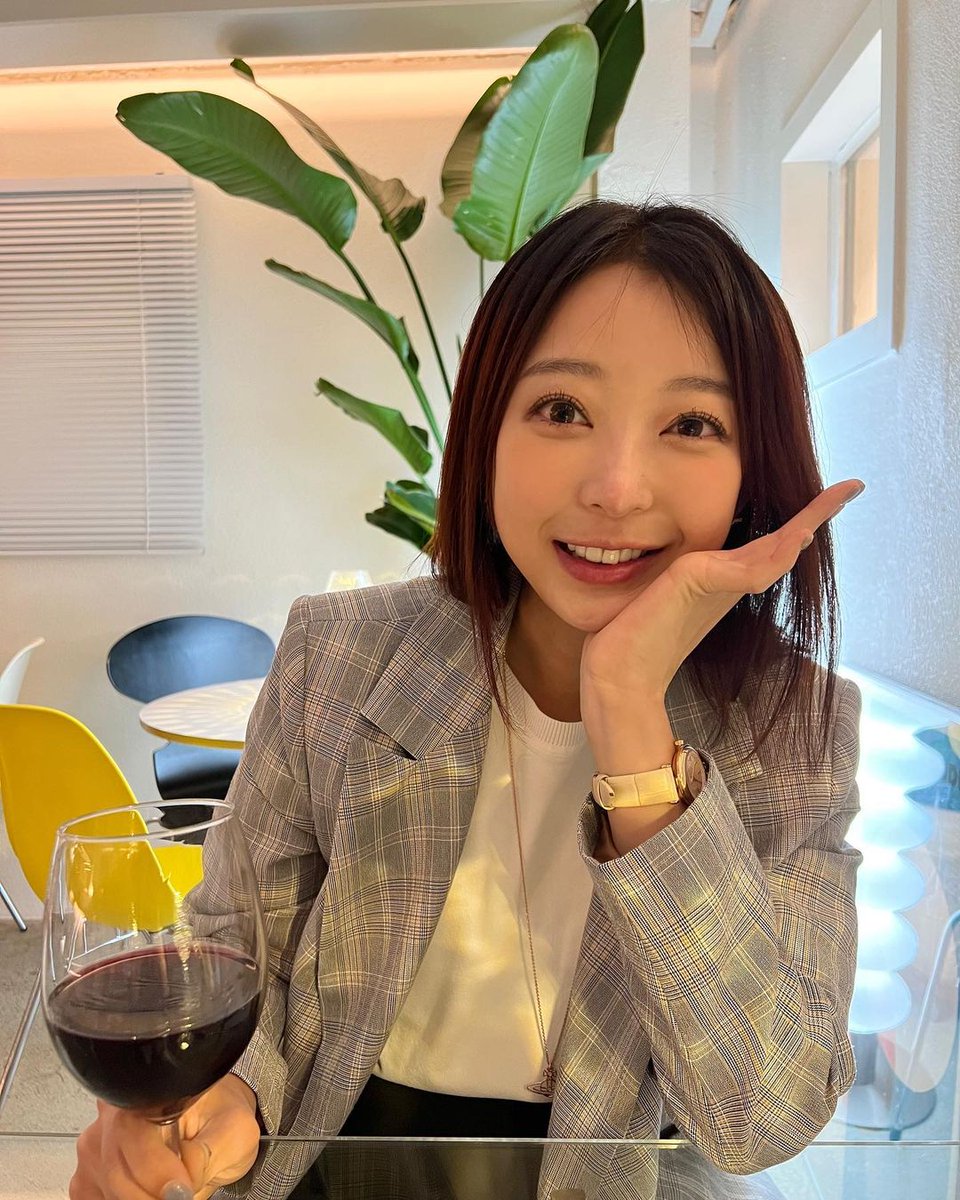 exidglobal_'s tweet photo. [220511] Hyelin instagram update

#EXID #이엑스아이디 #Hyelin #혜린
@EXIDofficial @hyeliniseo_exid https://t.co/2vJ8iuRBnf
