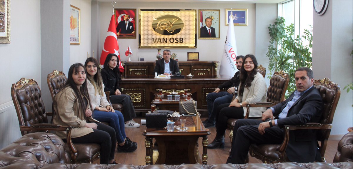 GKT Yönetim Kurulumuz ile beraber Van OSB Başkanı Mehmet ASLAN ve Van OSB Başkan Vekili Yaşar ŞEN ile toplantımızda işbirlikleri ve paydaşlıkları hakkında istişare’de bulunduk. Bizi makamında ağırladıkları ve misafirperverlikleri için teşekkür ederiz. <a href="/memetaslanOSB/">Memet Aslan</a> <a href="/YasarSen30/">Yaşar Şen</a>