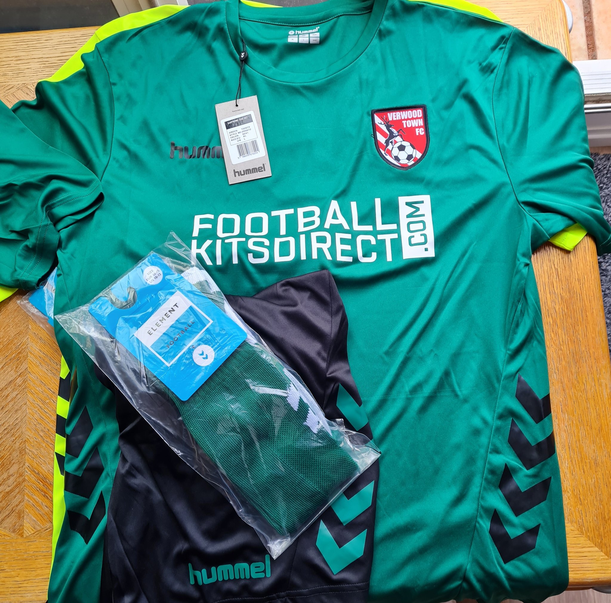 FootballKitsDirect（FootballKitsDir）さん / Twitter