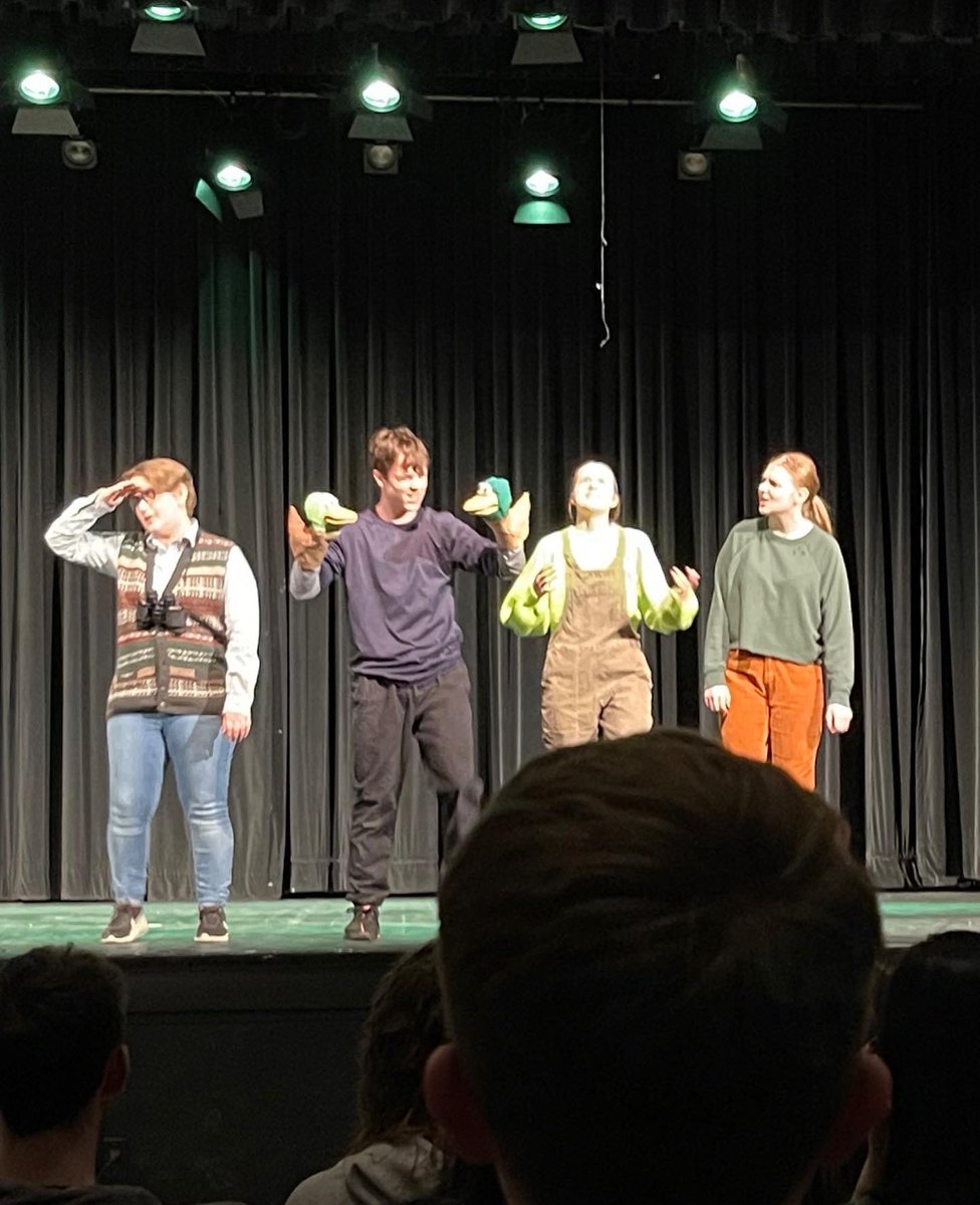 The reviews are in -Max Mallard the boy with Ducks for hands-the play sophie helped adapt for the stage and direct-was ducking amazing! So proud of this kiddo &amp;the cast &amp; crew. Now off to drama fest #highshoolplay #maxmallardlives #adaptedfromacomic @JonnaBrewerCBC  <a href="/HTHS_NB/">Harrison Trimble High School</a>