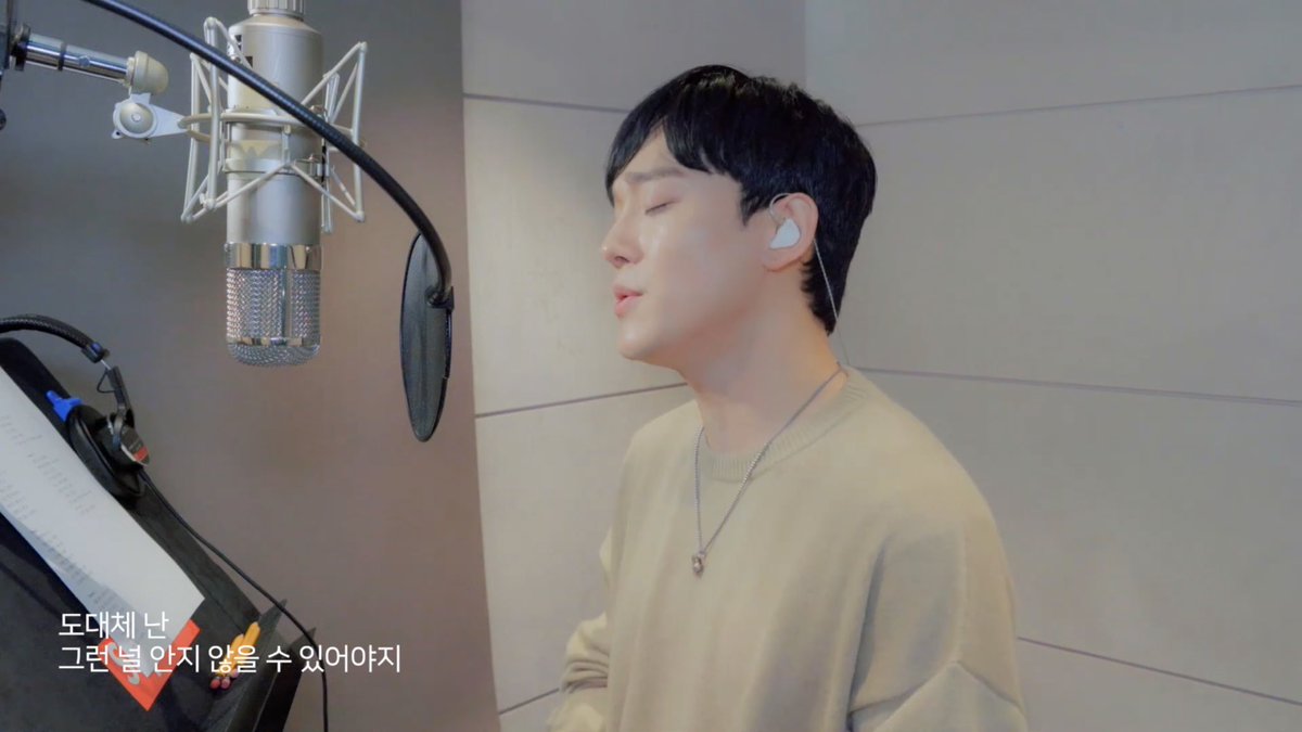 oshcuddles's tweet photo. JONGDAE NEW VIDEO ON HIS YT CHANNEL!!!!!! CHEN YT IS BACK 😭😭 https://t.co/GbeAXIv8VX