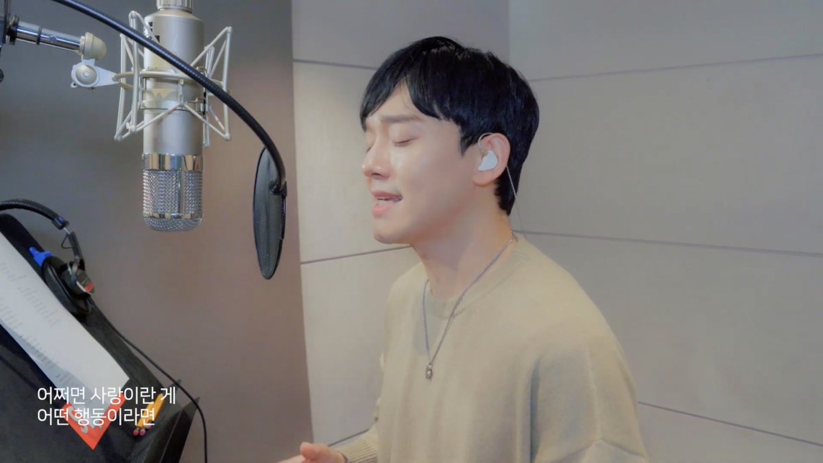 oshcuddles's tweet photo. JONGDAE NEW VIDEO ON HIS YT CHANNEL!!!!!! CHEN YT IS BACK 😭😭 https://t.co/GbeAXIv8VX