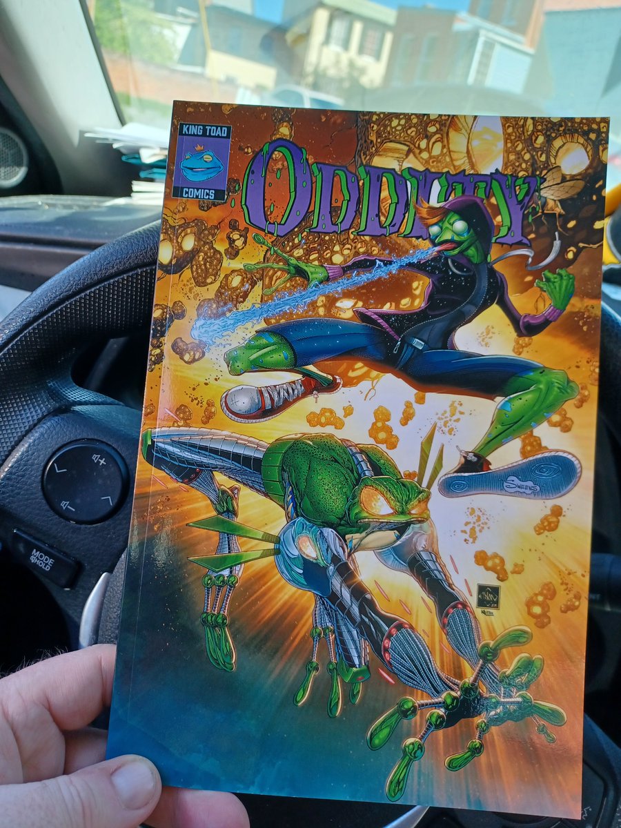 MarkWahhhid's tweet photo. Just arrived! Thanks, @sweens_07 ! With badass cover by @EthanVanSciver !

#ComicsgateFulfills https://t.co/3SiHniP0AZ