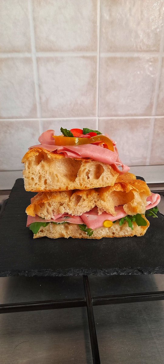 Focaccia in teglia 💙🧑‍🍳 #Eurovision #focaccia #Food #foodphotography