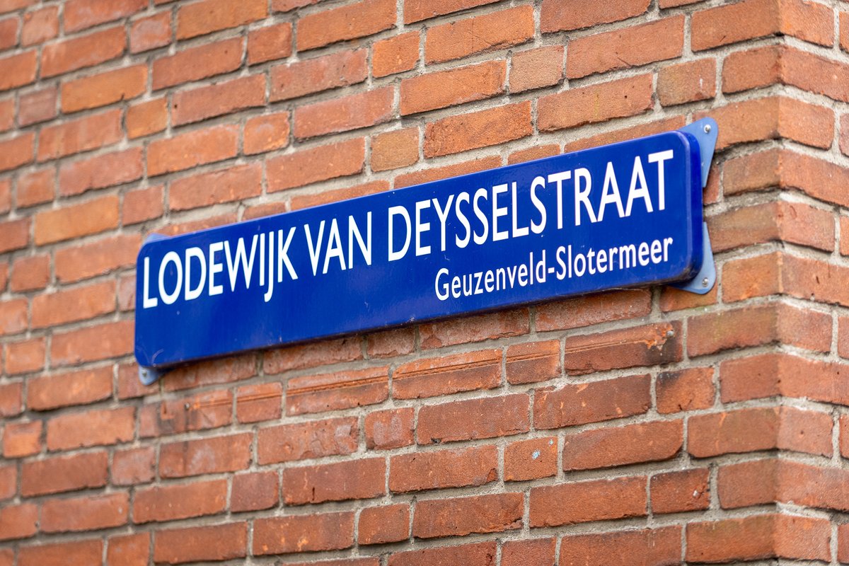 Common In tweet media