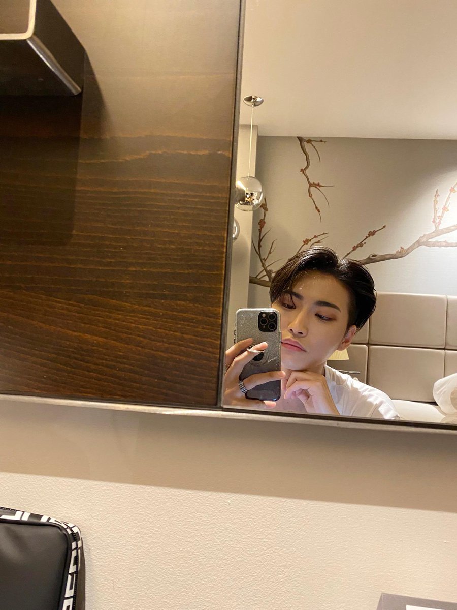 Seonghwa_Daily's tweet photo. #Seonghwa https://t.co/cd8PJl3YkP